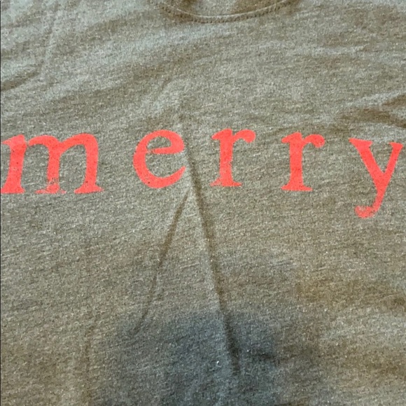 Crazy Cool Threads Merry Green Christmas Top - Picture 2 of 3